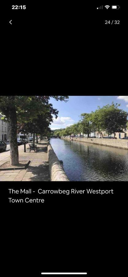 הוילה Notting Hill West In The Heart Of Westport Town מראה חיצוני תמונה